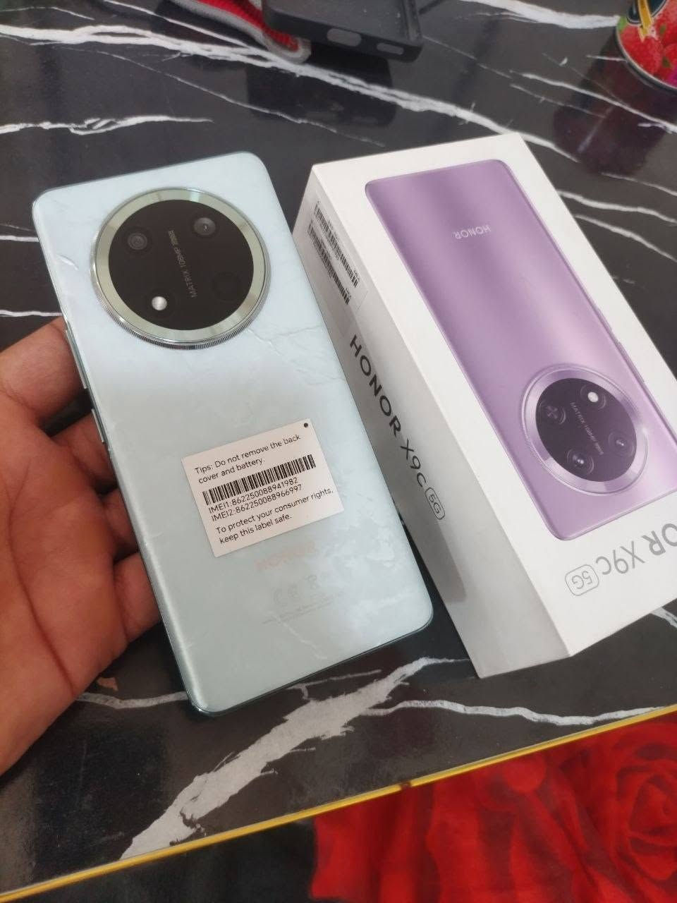 Honor x9c 5G
ذاكره 256

بطاريه 6600 عملاقه

شاحنه 66W⚡

غراضه كامله وياه
جديد استعمال شي قليل
شخط ما بي جهاز يخبل
نضافه100%

#السعر 325 قفل

مكاني بابل مدحتيه


**إذا كنت صاحب هذا الإعلان وتريد حذفه لأي سبب، رجاءا أرسل رسالة إلى الدعم الفني**