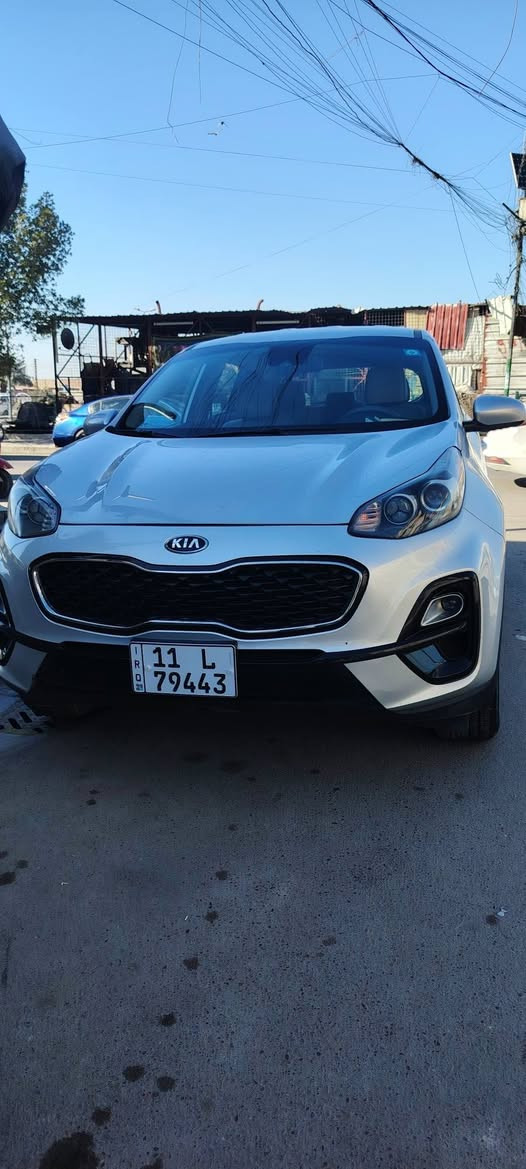 سبورتج موديل 2020 بسمي وارد أمريكي بدون حادث سرقة تجوات الكشن وكامرة أمامية رقم دولي بغداد مكاني حي الإعلام اتصال *********** السعر ١٧٦ 💰
