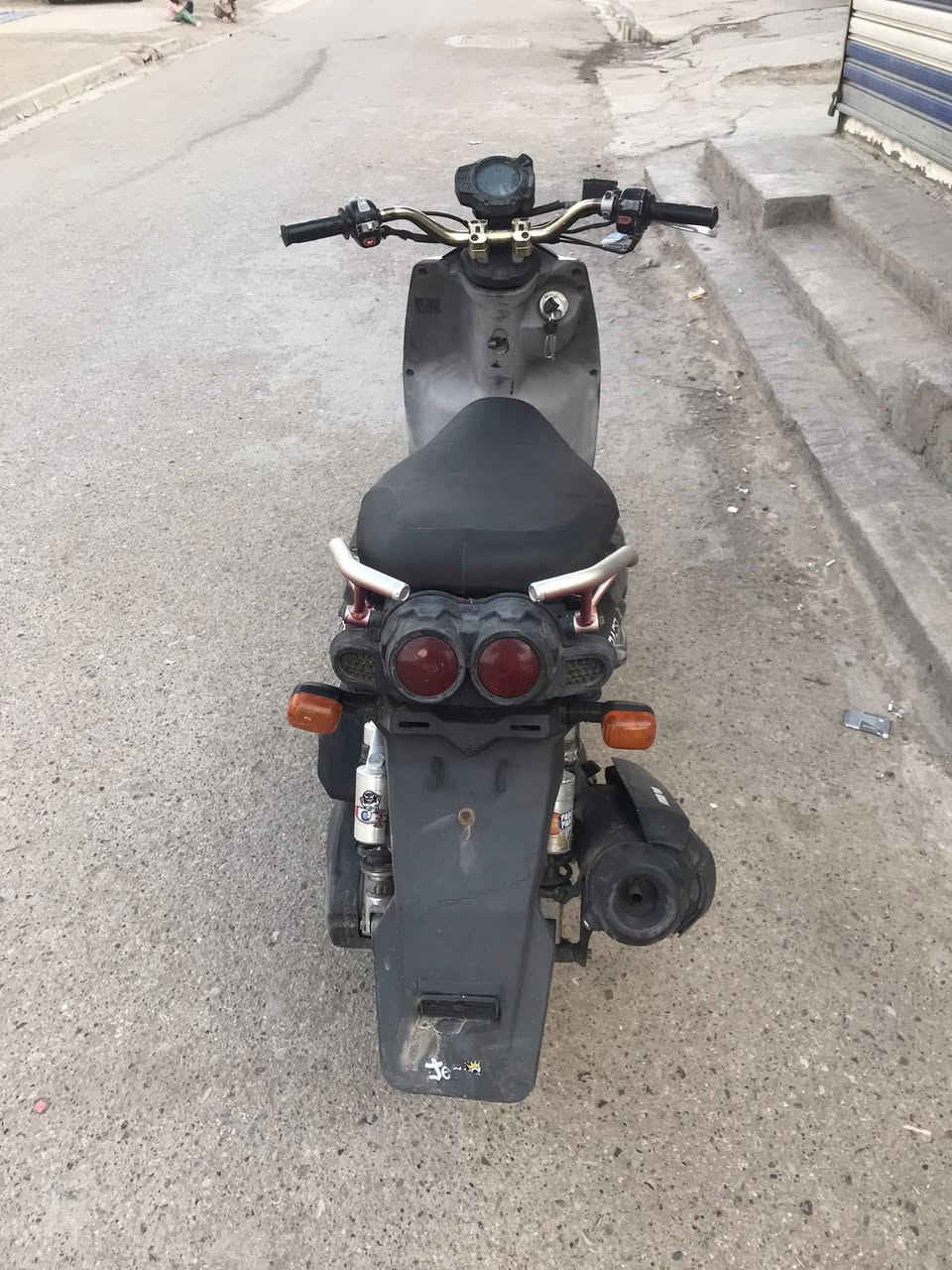 سلام عليكم شباب دراجه سكنس جبلي للبيع دراجه مثل ما بصوره واحله دراجه خير من الله كفاله  كله شغاله سعره ٨٥٠بيه مجال للشراي رقم *********** متواجد بكل وقت عنواني حي ور
