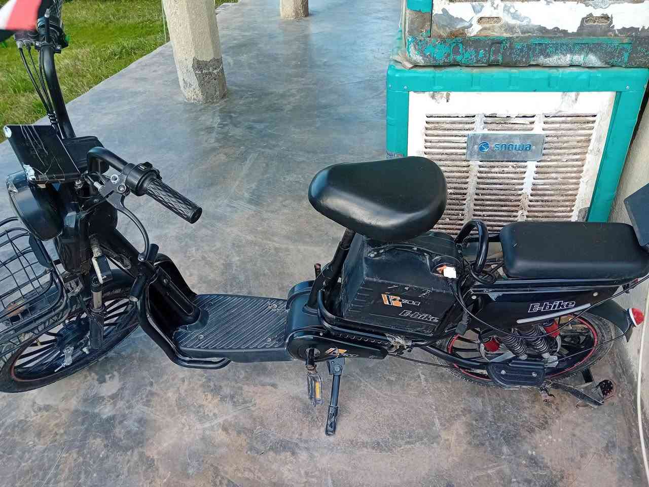 موطور  شحن  للبيع
موصفات 

تايرات جوبلس امامي أو خلفي

شاشة  شغله  ١٠٠/١٠٠

سرج قلب

اسويج ٢ بصمه شغله 

شاحنه شغله 

السعر  ٢٥٠ الف بي مجال 

للإستفسار  على الرقم  ***********
