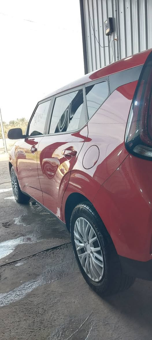 السلام عليكم 
كيا صول 2023 حره بدون رقم تترقم حميع المحافضات
جاهزه كير محرك حداديه مانقصها اي شي للاستفسار اكثر
الاتصال ***********
