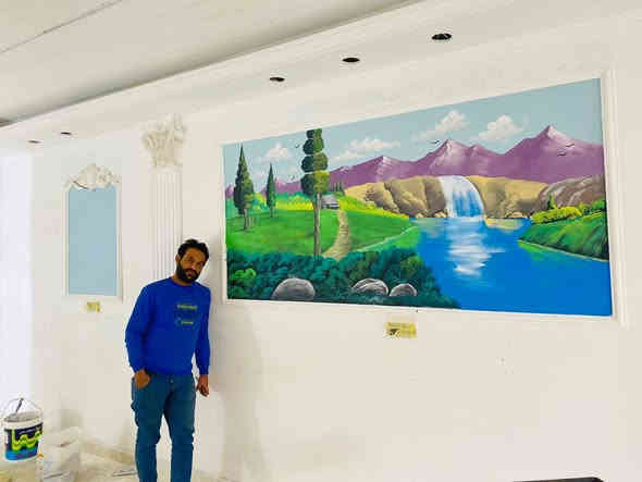 السلام عليكم من أعمالي رسم على الجدار للاستفسار ***********
