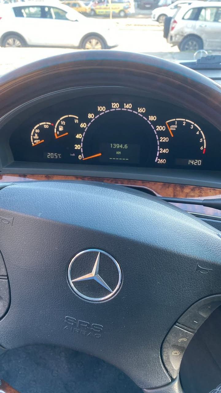 سلام عليكم 
مارسيدس غواصه رقم سليمانيه سياره مكفوله كفاله عام مكفوله حته من شخط مكفوله من صبغ من تبديل من حادث من بارد سياره كفاله عام جديده موديل ٢٠٠٤ مواصفات الغواصه معروفه 
سعر سياره ب ١٨٥ وبيه مجال بسيط مكان سياره بغداد سيديه رقم هاتف *********** أو ***********
