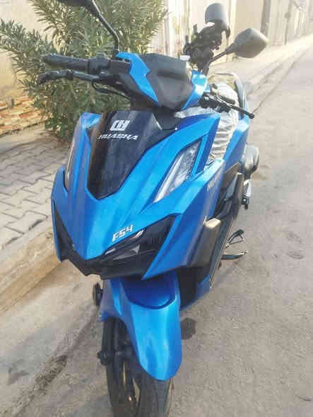 بيع مستعجل 
دراجه CH
تصميم وصناعه شركه هونده 
تجميع صيني مو صناعه  
الون ازرق
عداد الكتروني ازرار تحكم فولتيه وسرعه
بانزين كابريته مو ولفات
هورنات سيدان اصلي 
شاير انه ال ايدي 
بصمه تحكم عن بعد لتشغيل وضد السرقه 
شاحن مو بايل لسلكي مو وايرن ماركه اصليه 
الدراجه زيرو ستوهه طالعه من الوكيل 
بيع مستعجل السعر1550
فقط مكاتبه بدون اوراق الشراي يدلل مو شراي اعبر المنشور لادوخني ودوخك 
مكاني رميثه 
وتساب*********** حمزة
