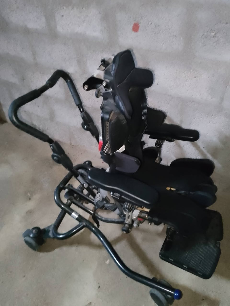 للبيع عربانه طفل سعرها 150 الف شراي تعال خاص


**إذا كنت صاحب هذا الإعلان وتريد حذفه لأي سبب، رجاءا أرسل رسالة إلى الدعم الفني**