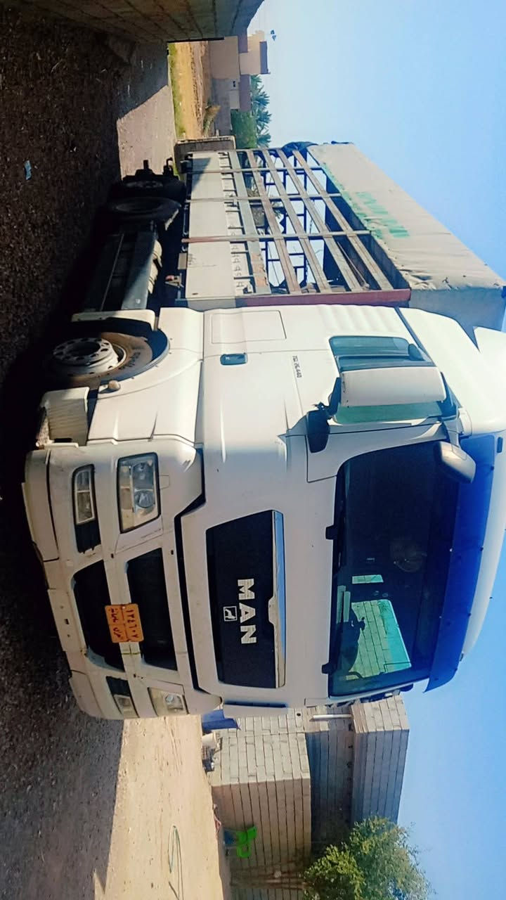 ريفان ٢٠١٠ كيرا تو مكينة ٤٤٠ تخم تاير مكينة مكفولة من كلشي قمارة اتصال ***********
