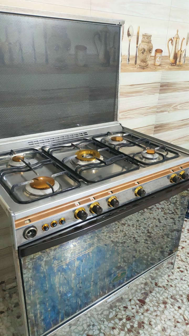 طباخ كريازي مصري الباب الأول 
نضيف بحالة جيدة جداً شغال وعلى الفحص 
السعر 320 ألف ، النجف الأشرف . النجف, العراق


**إذا كنت صاحب هذا الإعلان وتريد حذفه لأي سبب، رجاءا أرسل رسالة إلى الدعم الفني**