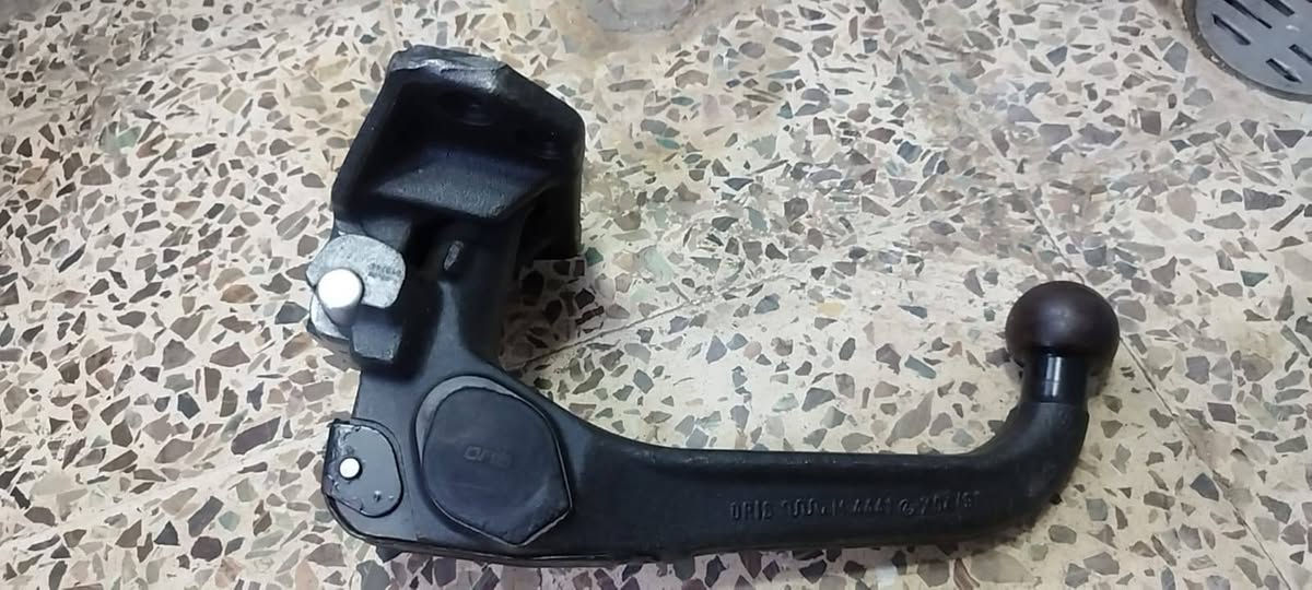 هوك سحب BMW أصلي ORIS
السعر 100 الف وبيه مجال


**إذا كنت صاحب هذا الإعلان وتريد حذفه لأي سبب، رجاءا أرسل رسالة إلى الدعم الفني**