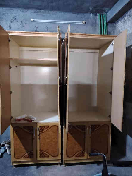 مەعزس 3مەتڕ دەسکڕد بوفڕۆشتن؟ لەڕزکاڕێ
سعڕێ بلاشە ـ225هەزاڕ مەعاڵمە فڕوشتنێ خێڕاێە 
***********
