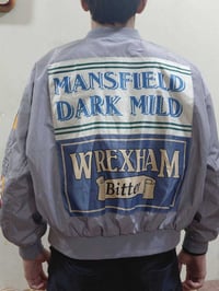 قمصله طيارين ب15 وبنطرون بي نقشات ب15 تواصل 07727589692