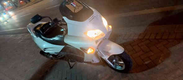 سلام عليكم دراجه 0.6 نضام ABS مانع انزلاق شغاله نكره سلف باتري جديد محرك جديد هسه شاده مال تفصيخ كهربائيات كلها شغاله حماوه ربع ثابت نكره سلف كفرات كدام عينك الدراجه حلوه كزوز رياضي ياباني صوت مميز جدد فلتر شوته جديد كتف سلف جديد دراجه جاهزه شغل و اطلع السعر 675 بيها مجال بغداد مدينه الصدر ***********
