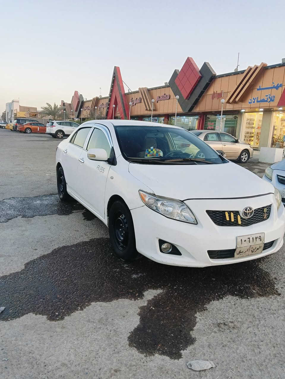 سلام عليكم كورلا2008 السياره ربع القماره تكشير وباب وبنيد صبغ بيها مكانات بارد شي قليل مكينه كير بل شرط المكينه قبل20يوم شديتها لا تنقيص ولاتبخير تبريد منضومه كامله جديده صدرها يرادله شويه السياره اترايك وين ماتريد اطلع رقم جديد ب اسمي لل31…(السعر)90وبيها مجال مكان السياره سامراء مفرق الفلوجه ….اتصل وبيك خير ودلل (***********)
