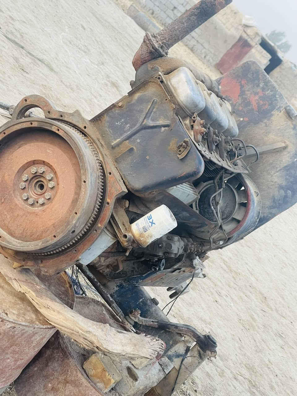 محرك للبيع مكفول بس بي هاي فجره واتصل عل رقم ***********
