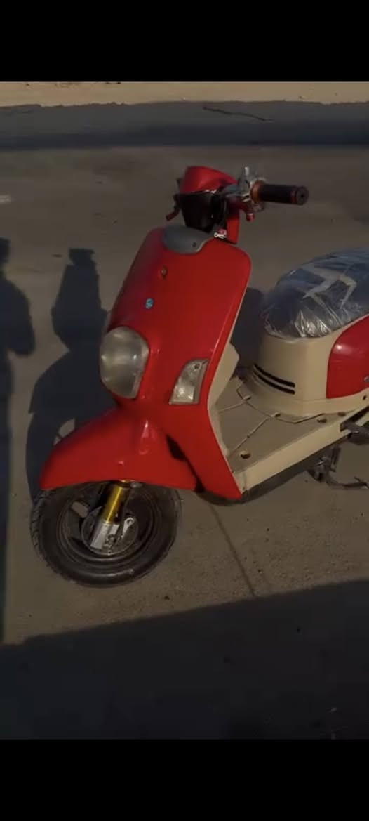 سلام عليكم خوان دراجه بوليس للبيع نضافه فول شوفت عينك مفتوح ولفات فقط شلعه ومعدل سعره ٥٥٠ وبي مجال الشراي المكان الناصريه الغراف الاتصال على الرقم ‏‪***********‬‏
