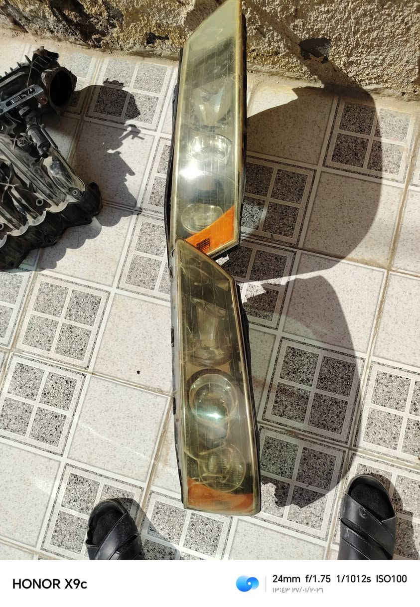 للبيع غارض سوناتا حاويه كلهن ما مستخدمهن راديتر ماء +تبريد+مروحه حاويه السعر 75  ماصدات عوزن جلي بس اصليات حاويه السعر 40قفل دكشن بارد محرك سته سلندر  مع ملحقاته نظيف جدا السعر 35 جويتر شغال وع الفحص السعر 25 الف مكاني بابل ***********
