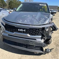 سورنتو LX • ٢٠٢٣ • وارد امريكي