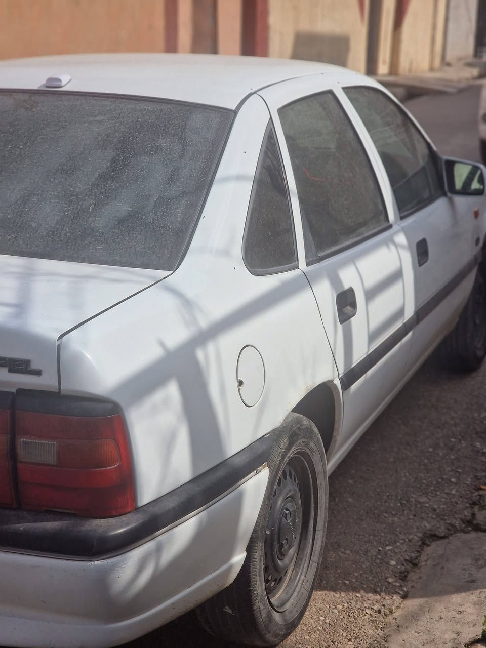 فكتره للبيع موديل 95حجم 20سياره جهازه ونضيفه تبريد  تبريد استفسار انتصل ***********
