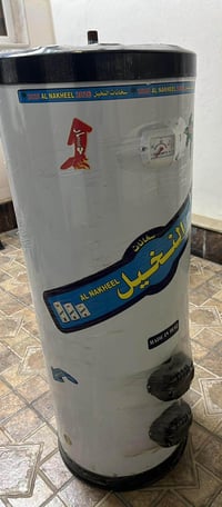 سخان كهربائي كيزر للبيع غير مستعمل  سعة ١٨٠ لتر  شغل ثقيل دبل هيتر سعر...