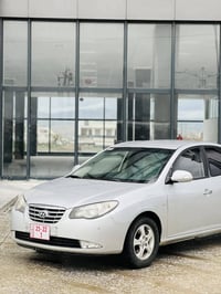 أفانتي ٢٠١٠ • فتحة سقف • بلوتوث