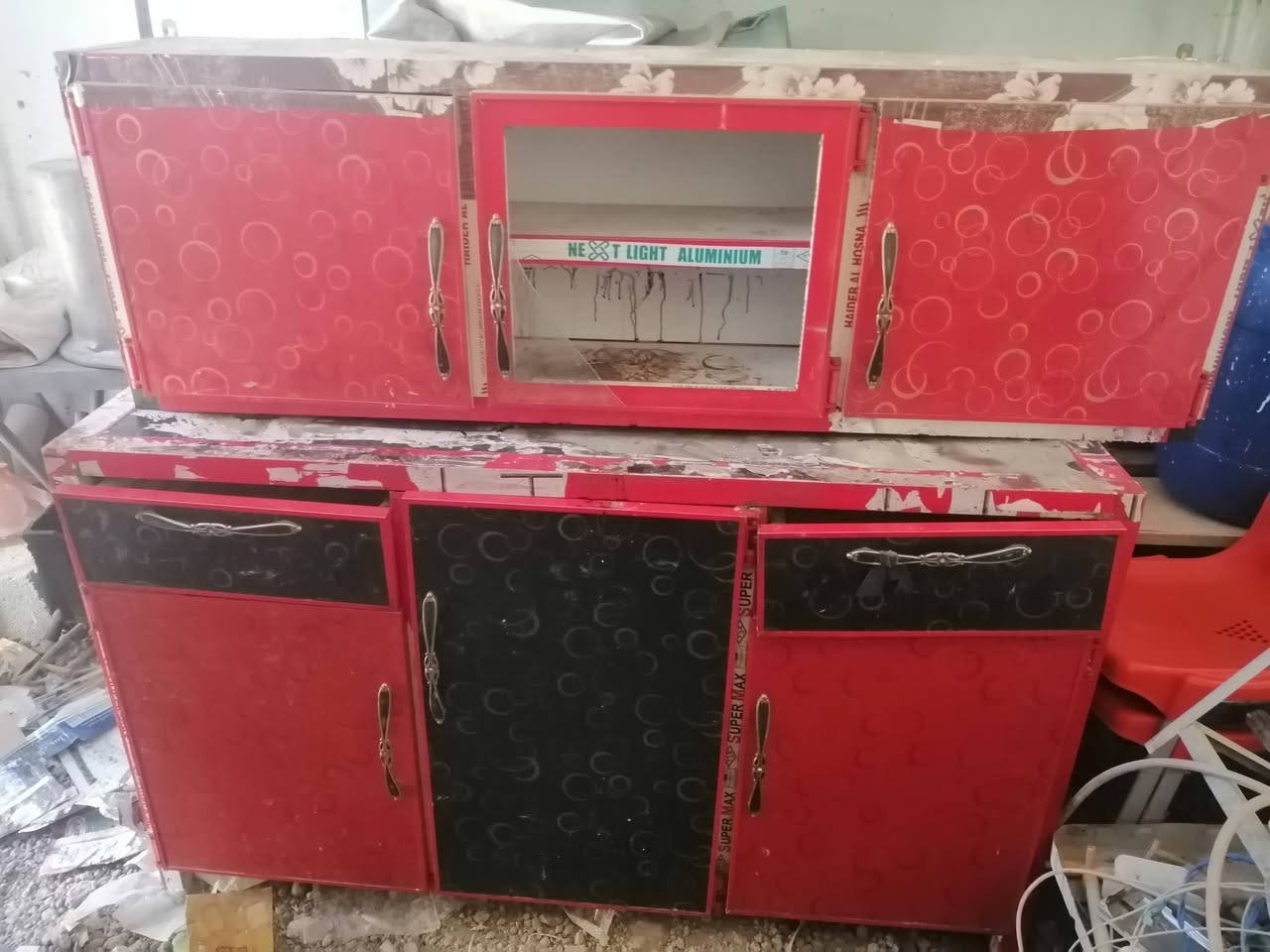 غراض للبيع جديد تسكام كاونترات وميز طعام مع 3 كرسي يتكبر ويتصغر
تفاصيل أكثر خاص *********** بيه وتساب اوتصال الشراي بيه خير ويدلل
