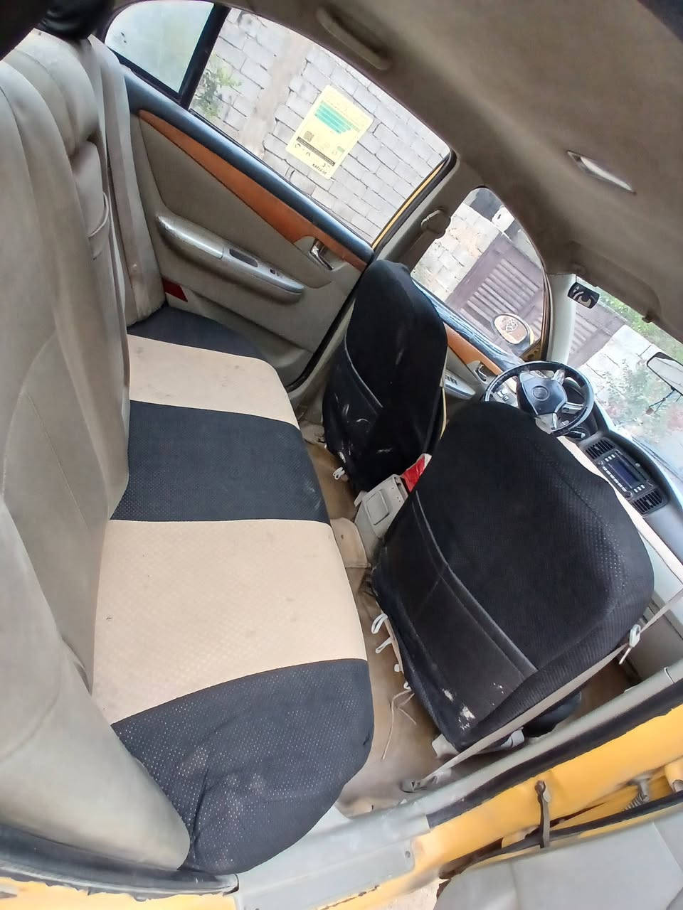 السلام عليكم  نيفان للبيع 620
موديل 2011
كير كورلا اوتوماتيك 
محرك كورولا 
رقم بغداد مصفره هيئة وغرامات سنويه لل 30تحويل مباشر مكان سياره بغداد ابو غريب خط سريع يم محطة جوهرة العدنان سعر 30 وبيها مجال للاستفسار الاتصال
 ***********
***********
