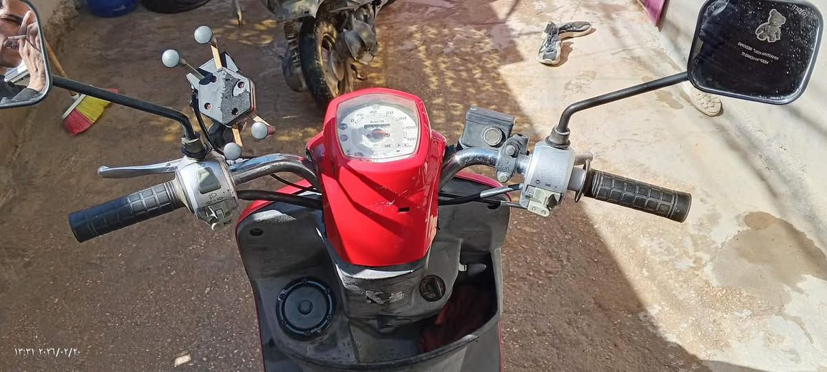 السلام عليكم عندي بوليسي نوزل للبيع الدراجه كفراتها مبدله وصل معرض بيها ما مفتوحه رايدها ب 550 وبيها مجال بسيط حك الجيه للتواصل ***********
