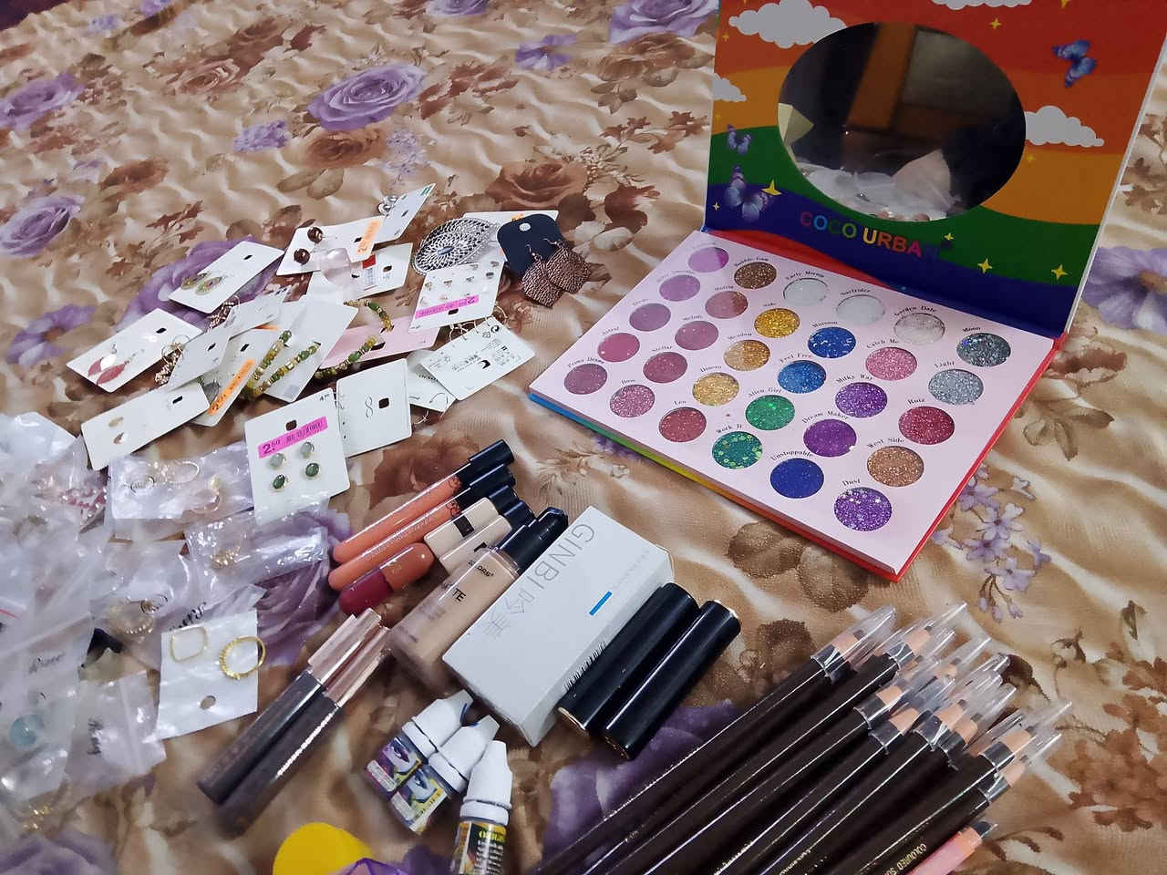 مكياج +اكسسورات يطلعن 100 قطعه ويه اكسسورات ب25 توصيل مجاني


**إذا كنت صاحب هذا الإعلان وتريد حذفه لأي سبب، رجاءا أرسل رسالة إلى الدعم الفني**