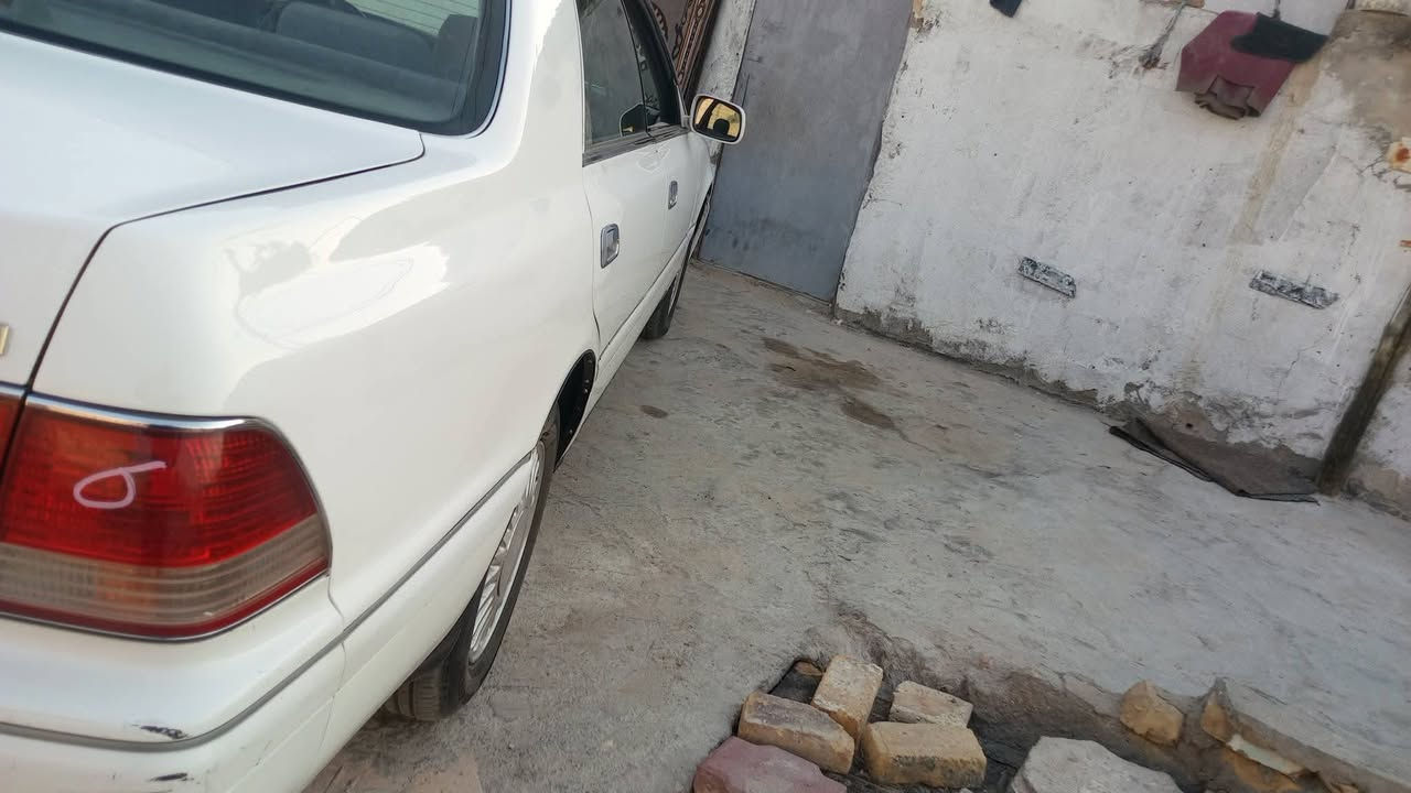 ستار مقفوله كباله عامه من حداديه منتخب السياره الجديده حداديه زينه رقم انجليزي سياره جديده مكانه بالشاطره واستفساره واللي يريد السيار سعر 100 ما اريد لا السعر غالي خليه يجي المنشور وخليه يتخلى خلاص اللي يريد


**إذا كنت صاحب هذا الإعلان وتريد حذفه لأي سبب، رجاءا أرسل رسالة إلى الدعم الفني**