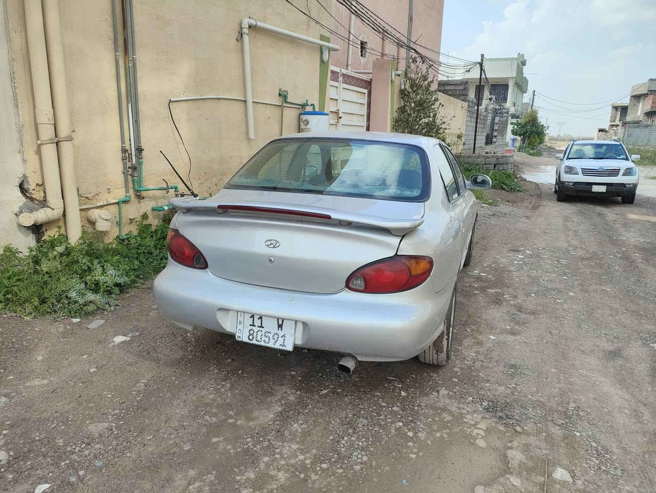 سلام عليكم
النتره موديل 2000 مكينه خير من الله هيه والكير تخم تاير صدر جديد باتري جديد السياره امعمره جديده 
رقم بغداد انكليزي 
مكاني ديالى قضاء الخالص 
السعر 45 وبيه مجال وبل خير على الياخذه مقدمه رقم مبايل ***********
