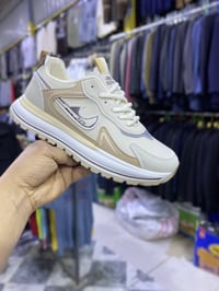 أحذية رجالي • أحذية نسائي • أحذية أطفال