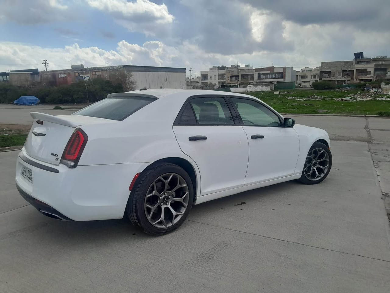 بەناوی خوای گەورەو میهرەبان
کریسلەر ئۆباما ٢٠١٣ 
سەیارەکە قەپات مواسەفاتە
کامل شکلی گۆردراوە بۆ ٢٠٢٢ ناوو دەرەوە
«پانۆراما»
«کوشن جلد»
«گێر ماوس»
«شاشە گەورە»
سەیارەکە یەک دینار مەسرەفی تیا نیە
فەحسو هەزەو رەقەمو سەنەوی نوێیە
تەحویل غەرامە بەشەرت
سەیارەکە بێ سبوغە کلینە
شوێن هەولێر
نرخ ٢٠٥ وەرەقەو کەمێ مەجال
بۆ زانیاری زیاتر پەیوەندی بکەن بەم ژمارەوە
0️⃣7️⃣5️⃣1️⃣4️⃣5️⃣5️⃣3️⃣7️⃣6️⃣4️⃣ أربيل, العراق


**إذا كنت صاحب هذا الإعلان وتريد حذفه لأي سبب، رجاءا أرسل رسالة إلى الدعم الفني**