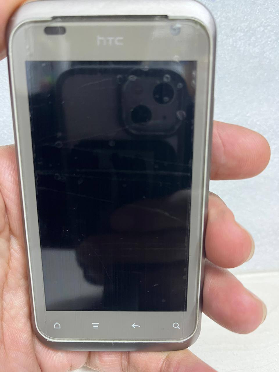 HTC 🫡 تحفه ومن النوادر شغال بل كامل فووول مع ستاند الشحن المميز 👈السعر 100 الف👉 ملاحضه الجهاز غير مفتوح ولاداخل تصليح تحفه فنيه


**إذا كنت صاحب هذا الإعلان وتريد حذفه لأي سبب، رجاءا أرسل رسالة إلى الدعم الفني**