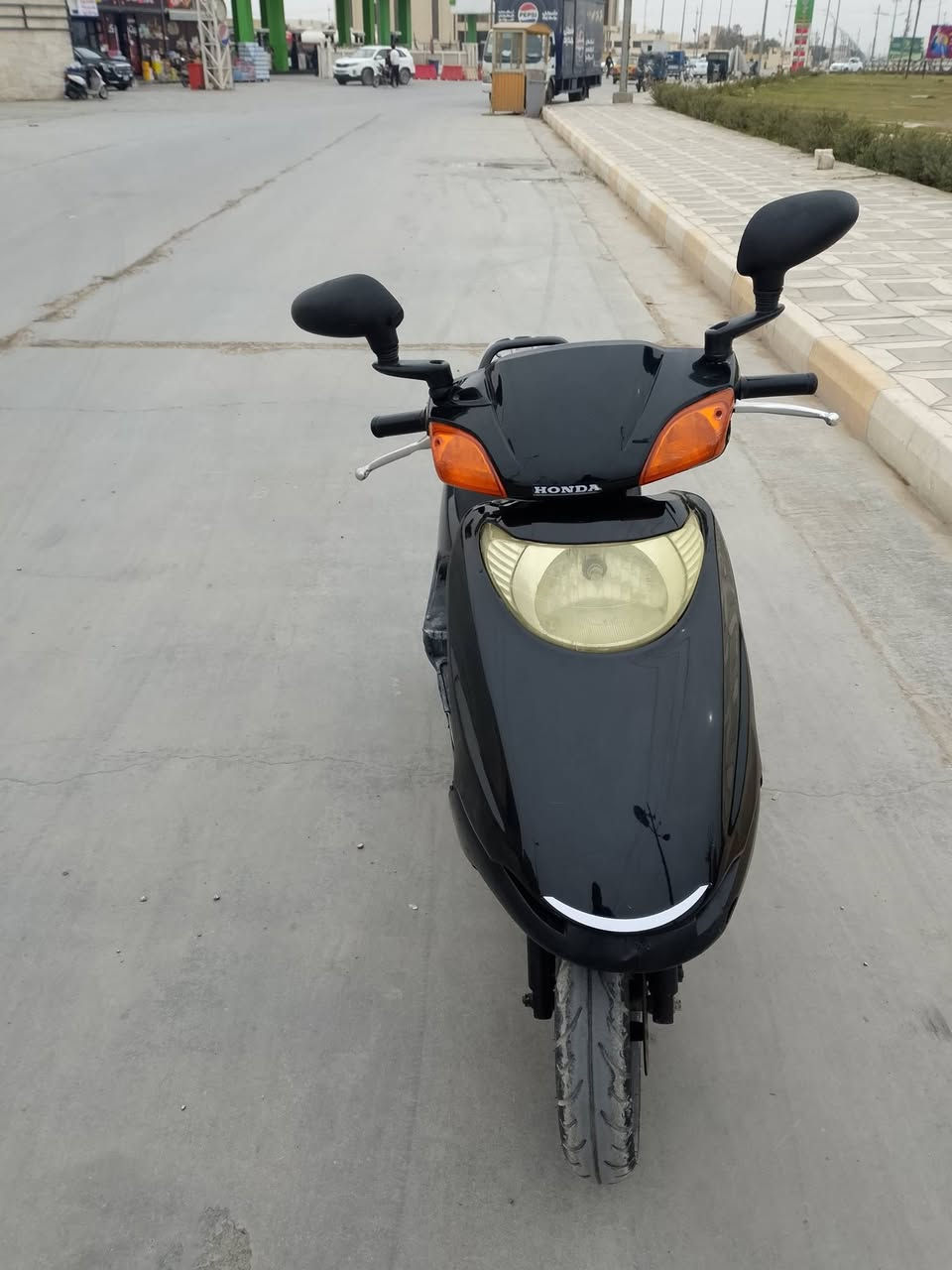 السلام عليكم
سبيسي ياباني مكينه واكسل ناعمه خير من الله 
جاهزه كهربائيات كله شغاله سلف هندر اشاير 
السعر 550 مكاني كوت الخاجيه
***********
