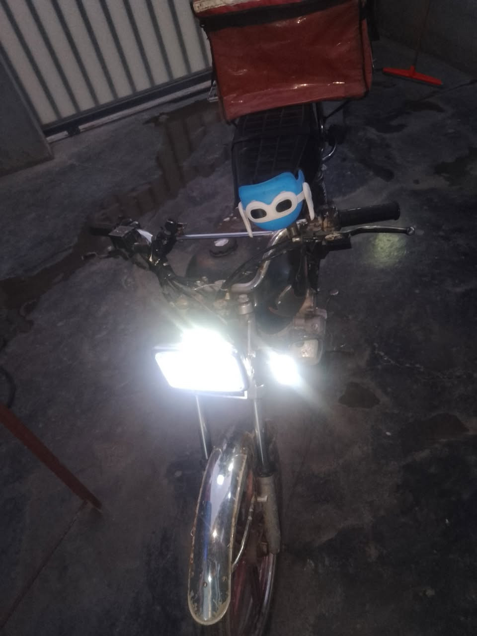 دراجة البيع نضيفة ما بيها كل عيب
نوع دراجة تايكر 
موديل 2021
 فقط بيها شي عيب واحد تاير ورا نازل هوا مالتة 

سعر 350 قفل مكاني كركوك منطقة بنجة علي


**إذا كنت صاحب هذا الإعلان وتريد حذفه لأي سبب، رجاءا أرسل رسالة إلى الدعم الفني**