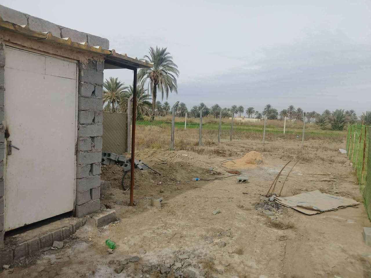 سلام عليكم قطعه ارض سند 25 المساحه 150 للبيع المكان بابل سده الهنديه العلكايه مجمع سيد وهاب مسيجه بي ارسي وتحتوي على غرفه تصلح موقع مولده تحتوي  على كهرباء واساله السعر على الخاص 👈(***********)
***********
