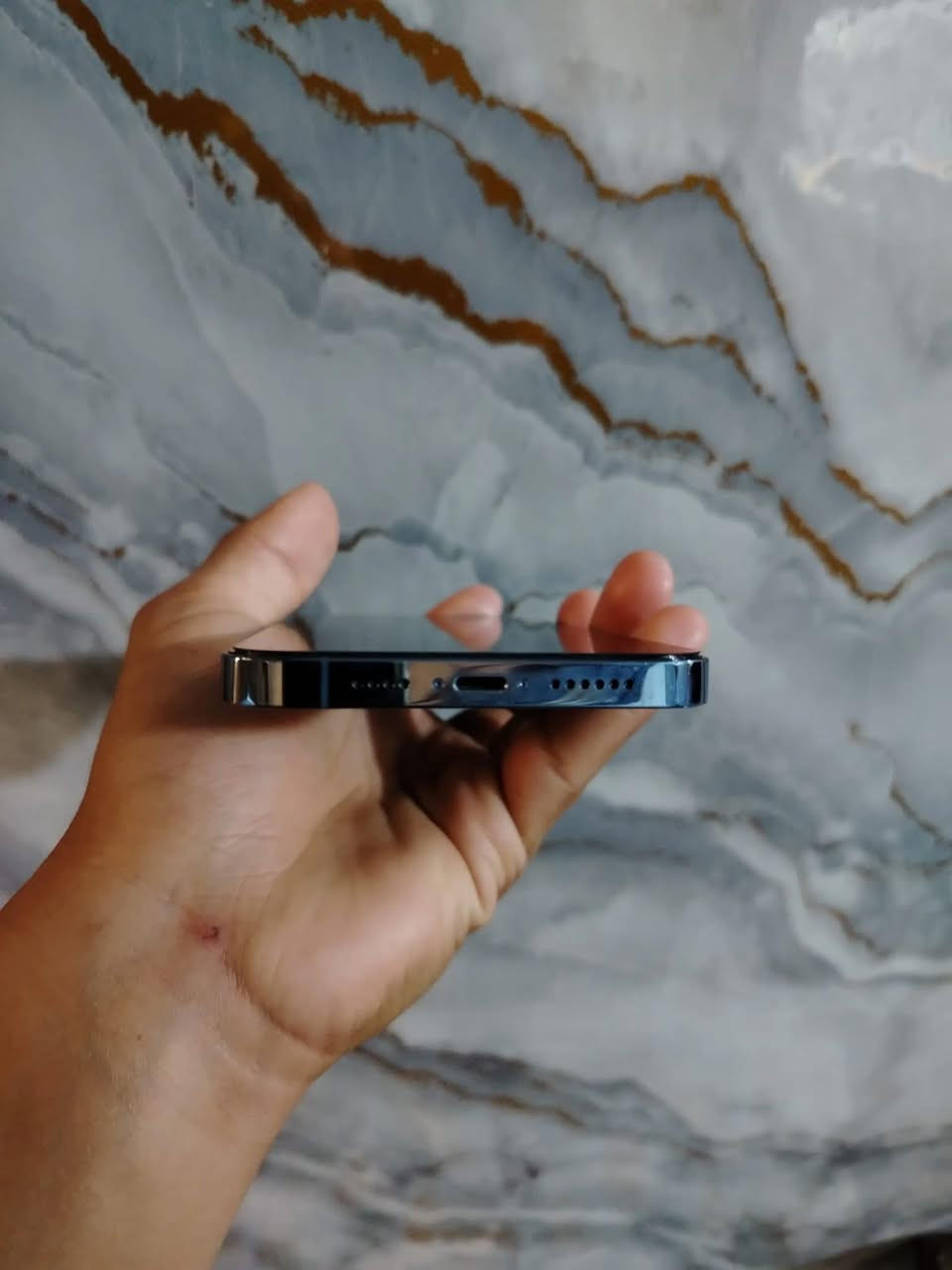 أيفون 13 برو ماكس اللبيع أو مراوس
جهاز مكفول كلشي مامبدل بي

كلشي شغال فيس ايدي شغال

مكفول شخط واحد مابي

شرق اوسط لون بحري

سعره 675 وبي مجال

مكاني بغداد ابو غريب هاذه رقمي *********** 

تصال أو وتساب
