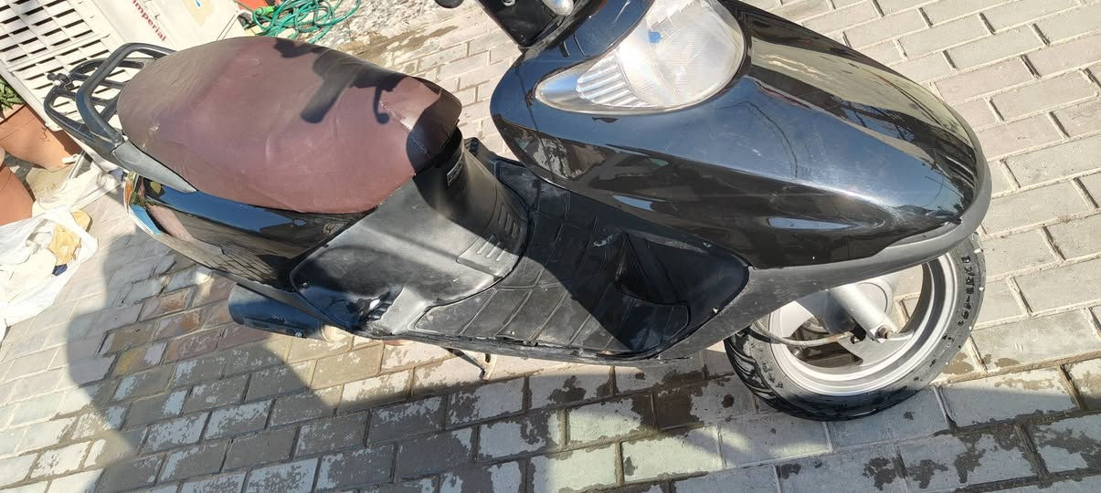 السلام عليكم سبيسي كفرات جدد وشرط اصلي مطبكات كابريتر جديد كهربائيات وكيجات كلهه شغال بيهه مشكله وحده من بدلت كابريتر ضلت اطلع دخان ابيض ما اعرف ليش بس شغاله وكلشي مابيهه مكاني بغداد الدورة ابودشير 
الاتصال *********** السعر 350 الف
