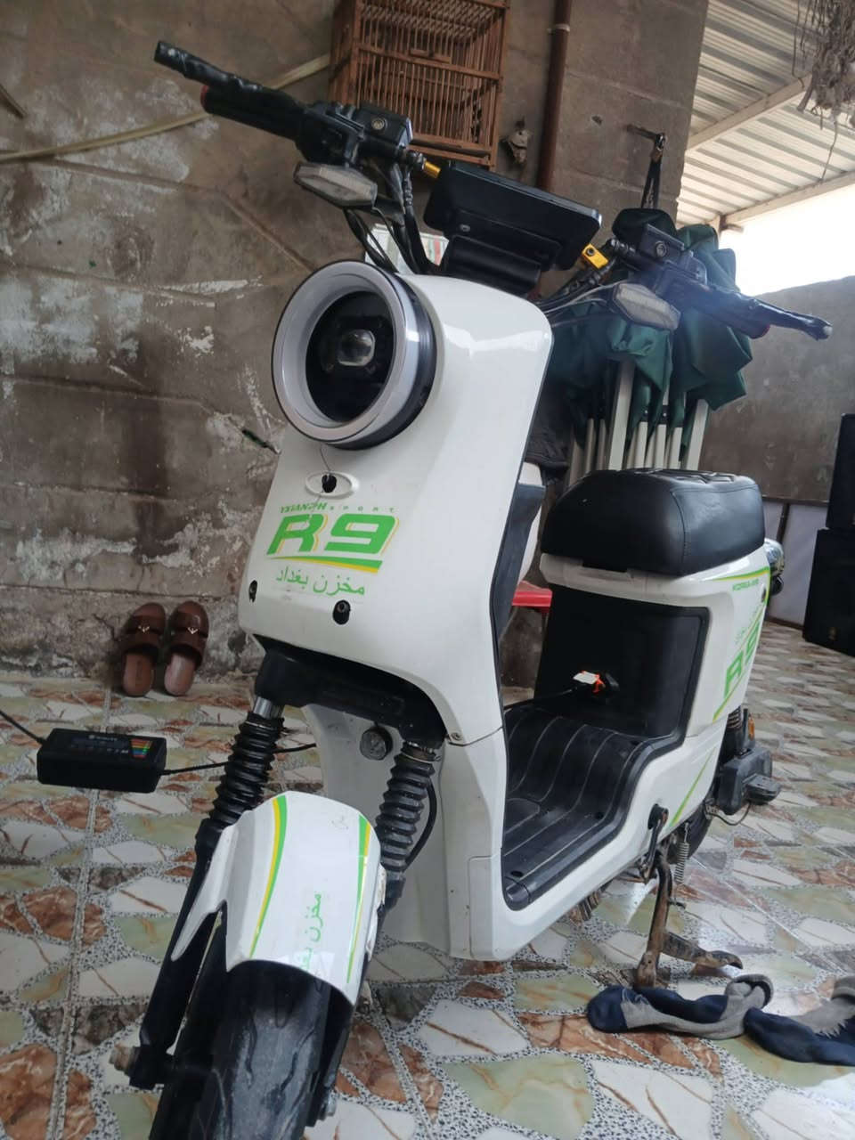 السلام عليكم دراجه شحن R9موديل 25 بطارياته صار20يوم من بدلتهن سعره رايده 350ةبيه مجال مكاني بصره 5ميل قرب جسر الكزيزه  ولدراجه مكفوله


**إذا كنت صاحب هذا الإعلان وتريد حذفه لأي سبب، رجاءا أرسل رسالة إلى الدعم الفني**