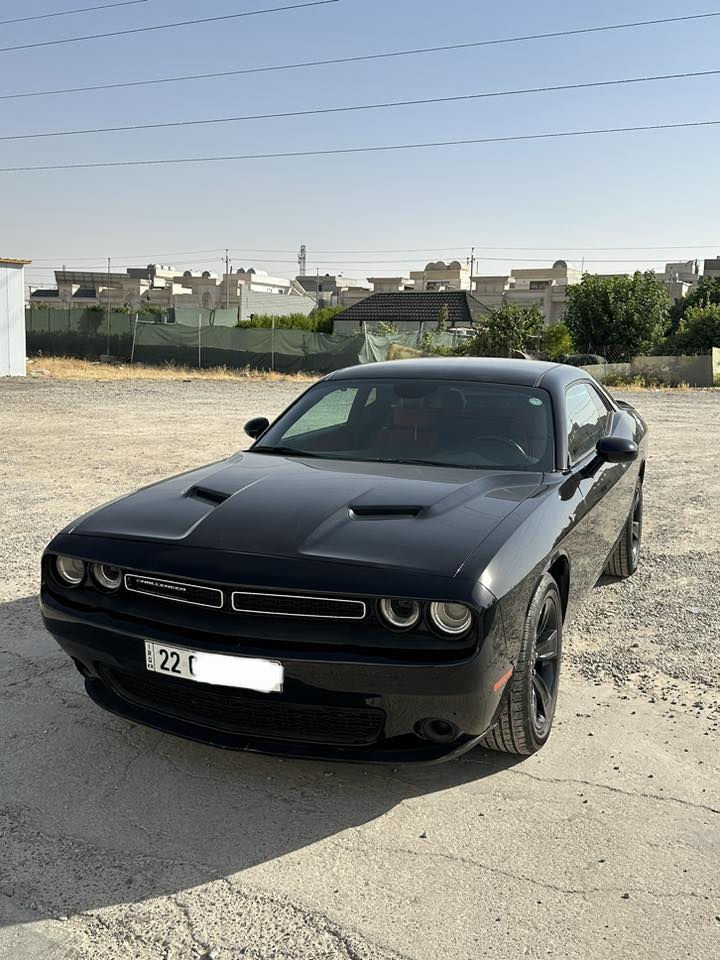 جالنجر موديل: 19 
المواصفات: sxt
الضرر: جاملغ خلفي مع جاملغ امامي فقط كلير بدون ضرر وبدون ايرباك 
عدد الكيلو متر: 72 الف mi 
مكان السيارة اربيل 
كير ومكينة بشرط على البلاد 
السعر 182$ 
السيارة باسمي 
رقم الشاصي: 2C3CDZAG5KH593911
رقم التليفون : ***********
