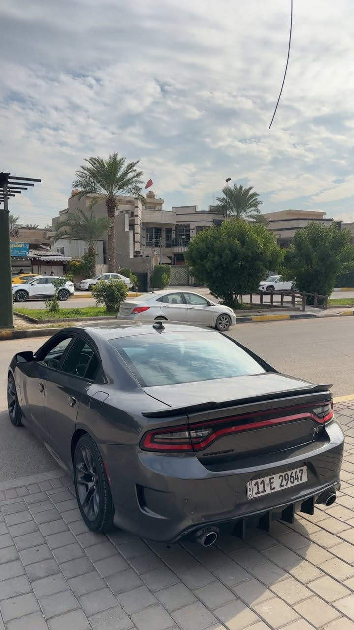 السلام عليكم
جارجر 2023
سكات باك 6400
ماشية 26 الف فقط
رقم بغداد
وارد امريكي (بنيد + جاملغ خلفي) صور الحادث موجودة
ايرباك ستيرن + دشبول
السيارة بلادية على وضع الشركة
مواصفات الجارجر المعروفة
دبات سود
شاشة كبيرة
تشغيل عن بعد
كامرة خلفية
كشن كهرباء
تدفئة + تبريد كشنات
هيتر ستيرن
هيتر مري
شفتات ستيرن
تحكمات 
السعر 245 وبيها مجال بسيط
مكان السيارة بغداد شارع فلسطين
***********
***********
