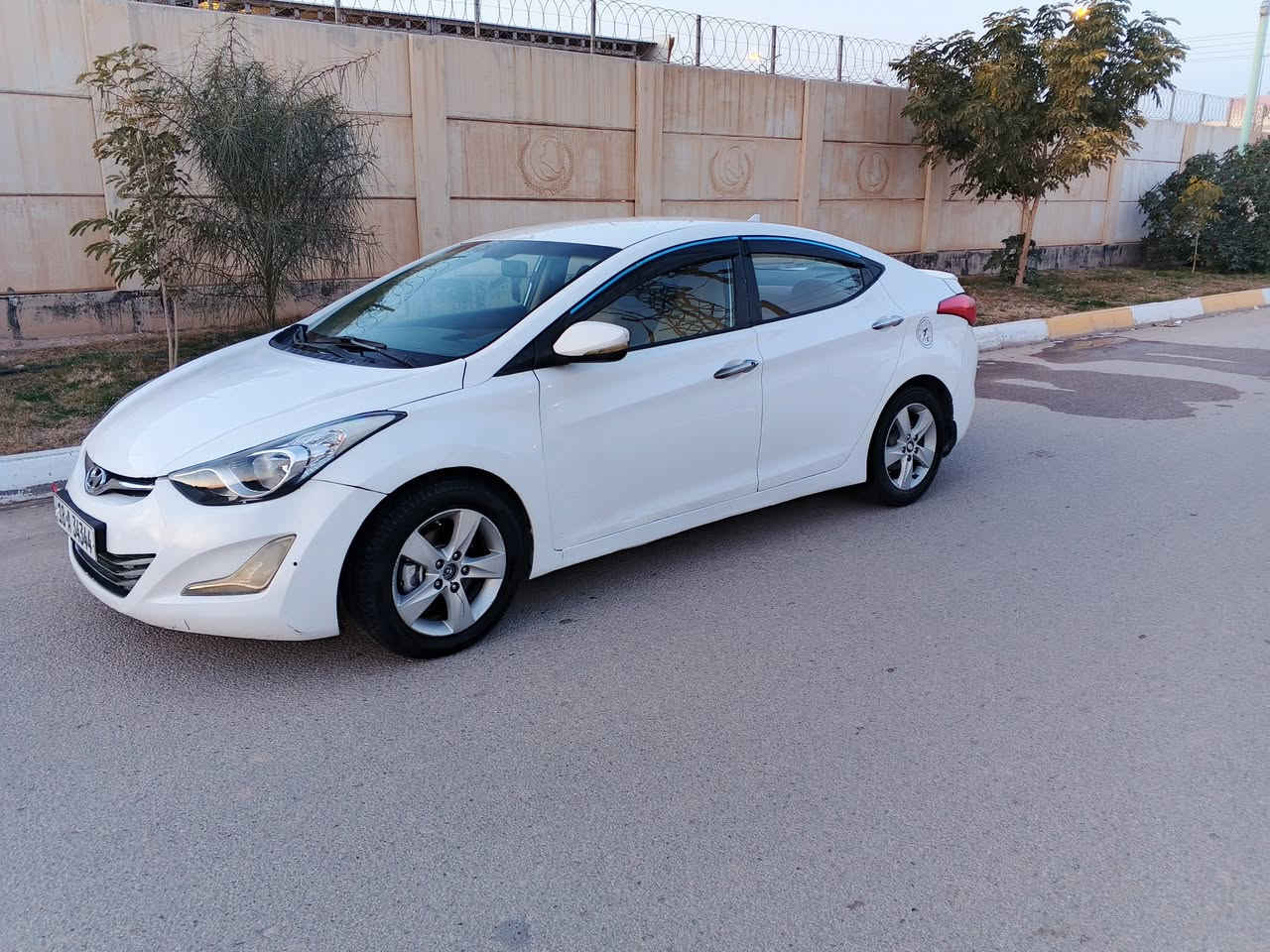 السلام عليكم سياره للبيع نوع النترا وارد خليجي موديل 2013محرك 1600دوش المرغوب  رقم بابل سنويه لل 2030 تحويل مباشر بأسم المشتري مواصفات السياره شاشه كامره خلفيه تحكم ستيرن  شايل بلمري  تدفئه وتبريد محرك جديد كير جديد حداديه جديده تخم تاير جديد ويل كاب سياره بيها قطعتين ونص صبغ بدون دواخل اخوان السياره هزتها ما خلصانه لغايه الشهر 6 السعر المطلوب 95 وبيها مجال العنوان كربلاء رقم التلفون ***********
