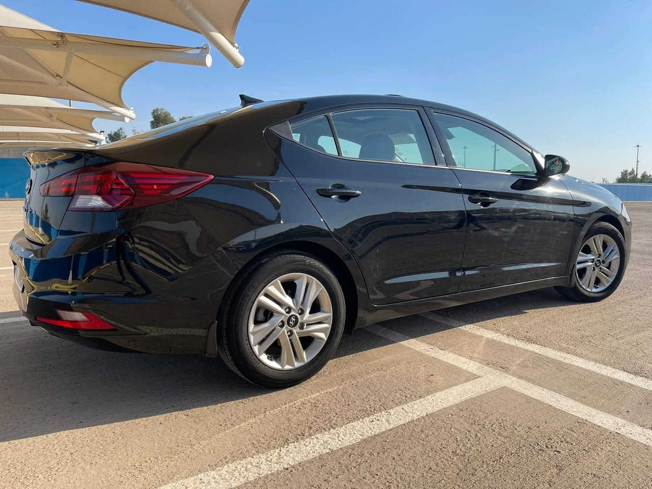 بسعر مناسب 128 وبيها مجال بسيط النترا موديل 2020 فول مواصفات واحد على واحد
بصمة سلايت تحكمات رادارات امامي خلفي جانبي تحديد مسار توقف ذاتي  ماشيه 85 تبريد ❄️ تدفئة محرك كير شرط سيارة جاهزة مكان السيارة موصل كيارة ***********
