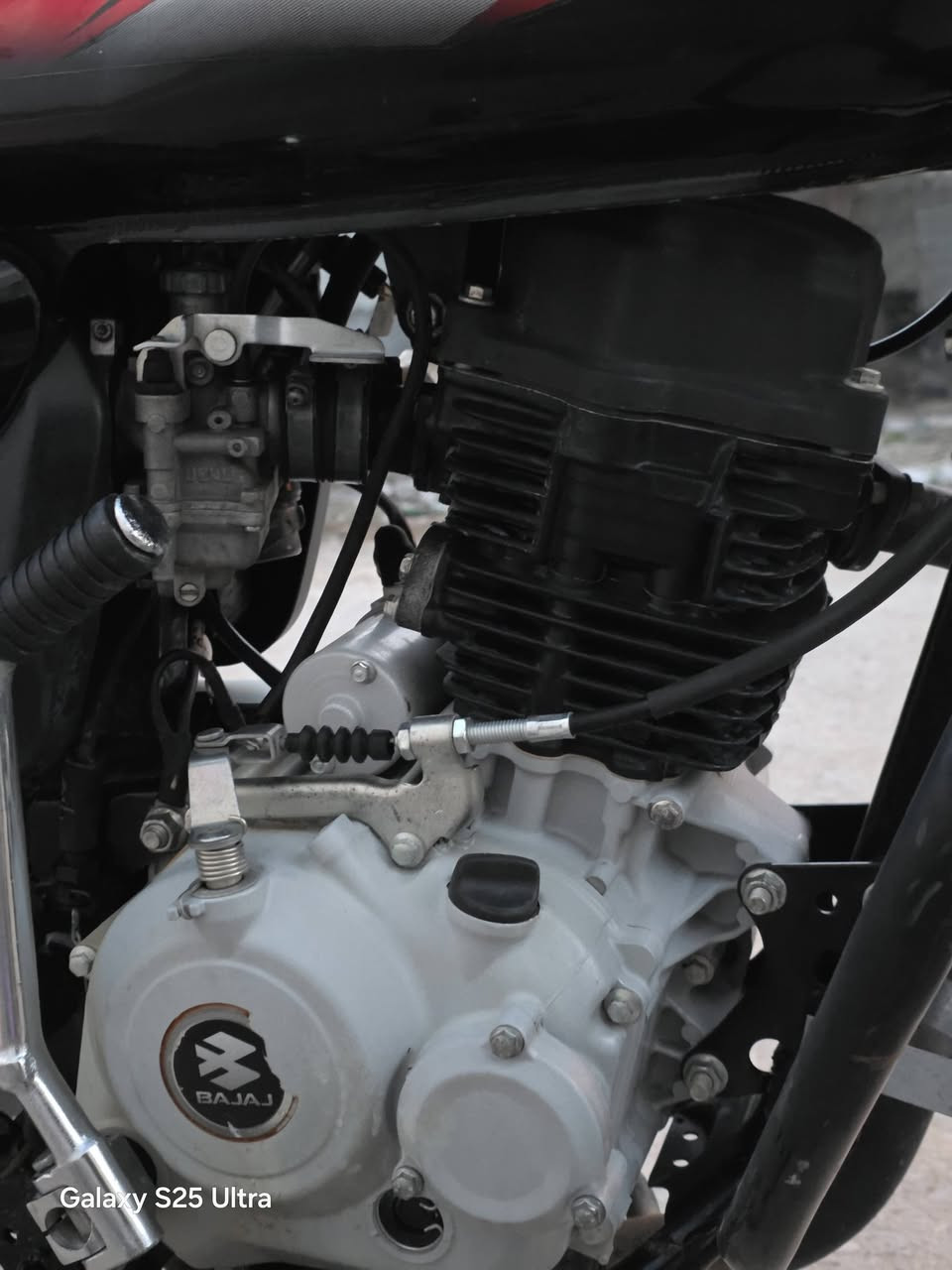 للبيع بوكسر كلاسك 2022 
✔️ محرك 150cc قوي واقتصادي
✔️ اللون: أسود ملكي 🖤
✔️ المحرك ما مفتوح (شرط وكالة)
✔️ رقم ديالى
✔️ سنوية باسمي
✔️ التحويل ثاني يوم
الدراجة نظيفة وجاهزة تمشي بدون أي صرف 
للاستفسار اكثر التواصل على الواتساب 
***********
