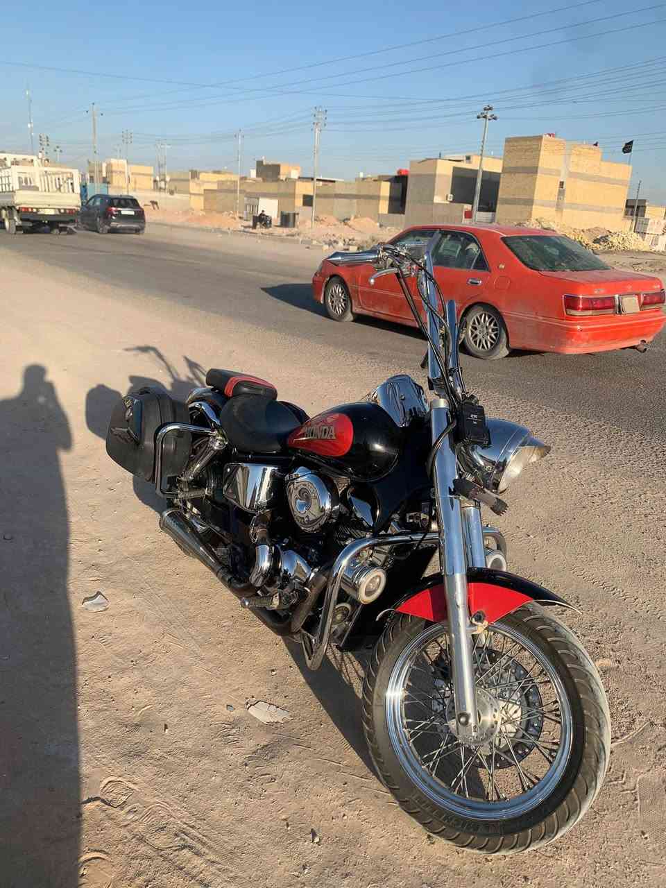 سلام عليكم
هوندا شادو 400 كفاله عامة‼️ مرقمه ‼️رقمها بصرة مصروع وطني سنوية 2028كامله بس مداور 

 للبيع مكاني النجف 

تفاصيلها ماشية 55

كهربائياتها ومكينتها بلادي 

بيها جنط وسيبايا ورا 

دهن كله موتل وبانزين محسن

مابيها اي نقص شغل واطلع وين متريد 

الدراجه نضيفه كلش بيها كم شخطه بلدرع الكدام 

سعرها 22 ورقه وبيها مجال بسيط 

متواجد بس واتساب ***********

‼️غير متواجد على الفيس‼️
