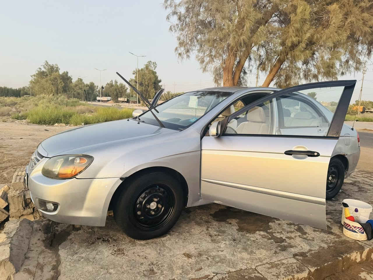 سبكترا موديل 2008 محرك 2000
رقم بابل انكليزي  ب اسمي محرك كير خير من الله

تبريد  فول كهربائيات كلها شغاله مابيها اي نقص جاهزه من كلشي 

السياره وارد امريكي بيها فقط جمالغ الامامي مال العبري مبدل قطعه اصليه بدون دواخل 

سياره مابيها قطرة صبغ  ولا تبديل عدى المذكور كلها ليبل واحد 
 بيها جراد بسيط ب اماكن  بسيطه مو كلها جارده 

📍بابل - الاسكندريه 

***********
