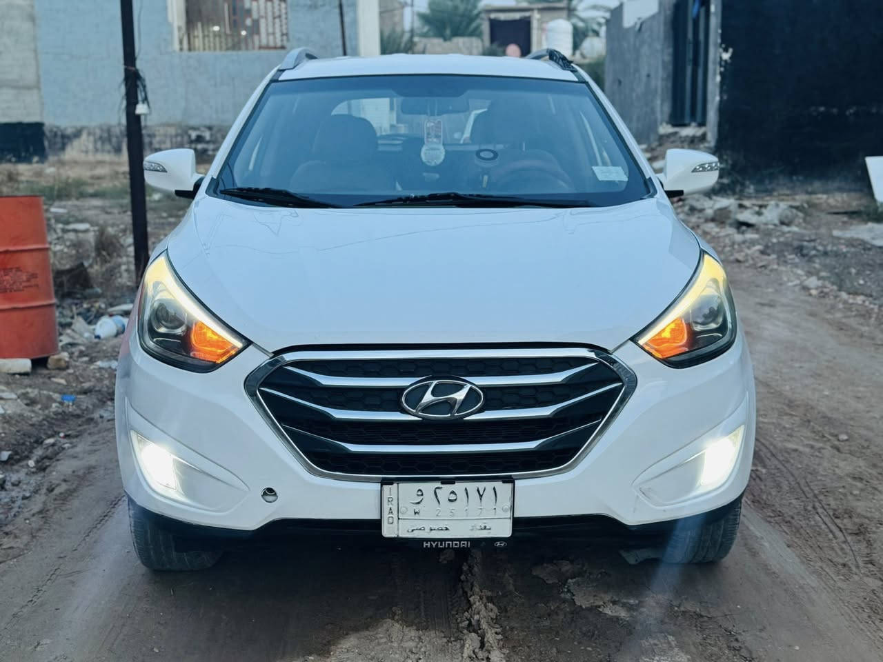 توسان 2016 خليجية
محرك كير خير من الله السيارة ضررها بنيد وجاملغ يمين شرط بدون دواخل وبيها باب امبدلة ابلادي السيارة نضيفة كلش حلوة. تبريد قطعتين  مكان السيارة ديالى بعقوبة

السعر 145 وبيها مجال للستفسار 

*********** 

***********
