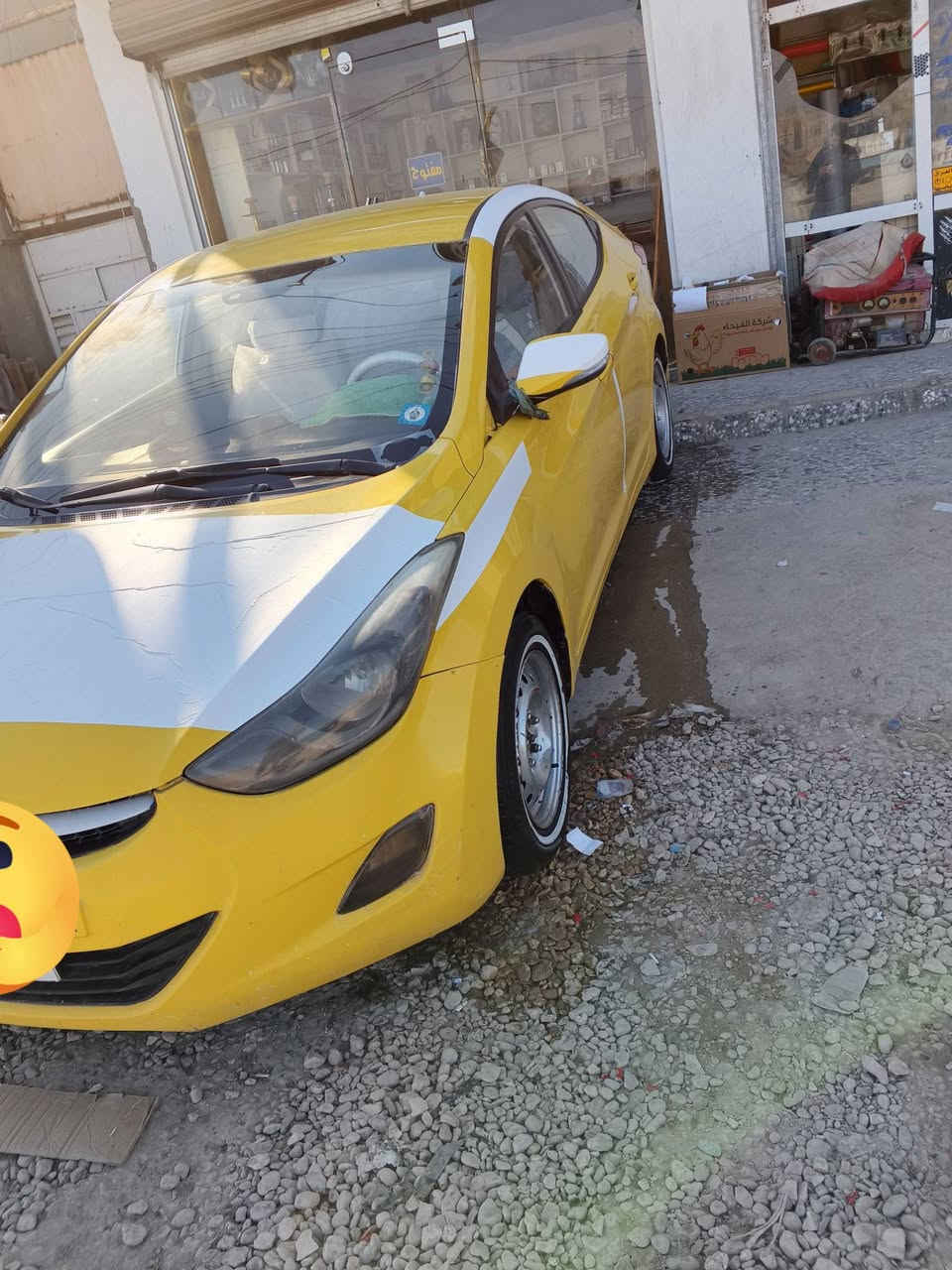 السلام عليكم البيع هونداي النترا  موديل ٢٠١٣ خليجي بسمي رقم بابل تحويل مباشر جوال مصفره هيه وغرامات لسنويه ٢٠٢٩ تنتهي تحكم ستيرن جهتين اشاره مري داخل لونين  نضام إيكو السياره نظيفه بيه جاملغ الأمامي الأيمن   علمن السياره بيه ويل كب ويل عادي        المكان بابل شارع ٨٠       السعر ٩٨ $ وبيه مجال وبالعافيه عل ياخذها                                                                  للاستفسار على رقم ***********
