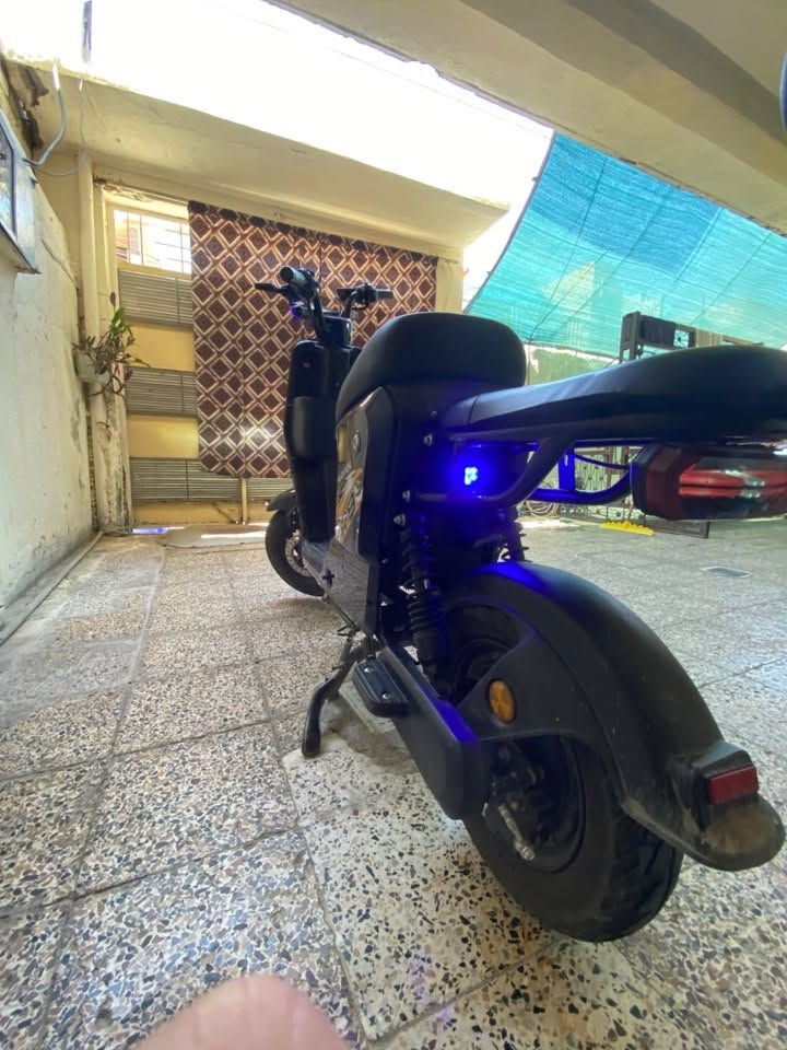 السـلام عليـكم دراجـة للـبيع 🔥
R9 .2026 
دراجـة خير من الله 
خمس بـطاريت دبـل 36 امـبير 🔋
درجـةة تاخذهه تدعـيلي 
عـقل شرط 
ملف شرط 
بطرايات شرط 
ماملعوب بيهـن 
دبـل اشـاره عالي 
زيلون عالي وناصي كله شغال
السـعر 390 وبي مجال بـسيط 🔥
مكاني موصل الايسر 
حي تحرير قرب جامع ال البيت 
حي صدام قرب جامع الزهراء 
للتواصل خاص او ع رقم 
***********
مـتواجد واتساب
