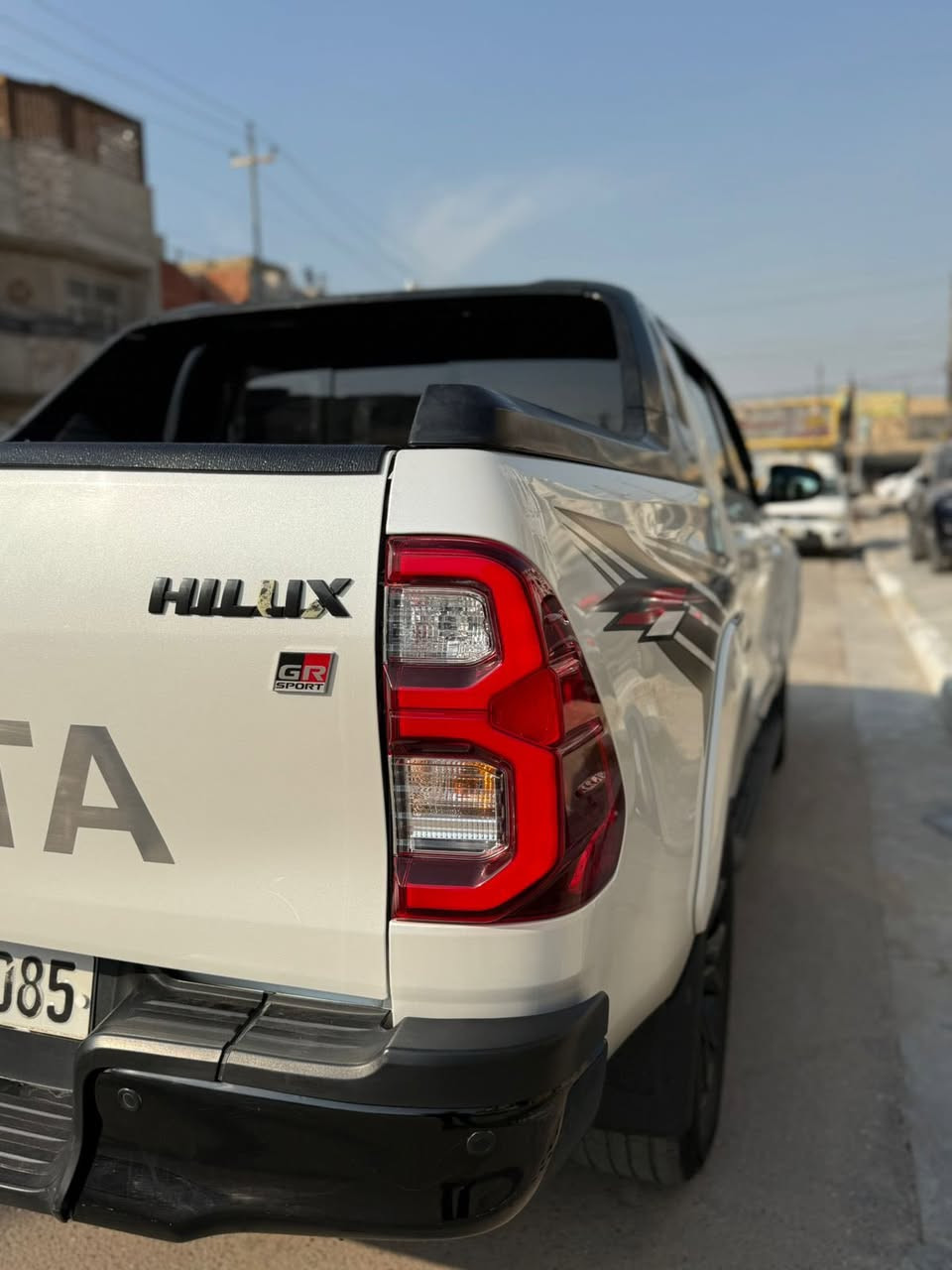 سلام عليكم للبيع جي ار2023
سونارها موجود مع الصور باب السائق مبدل بلادي 
ماشية 100
رقم اربيل 
تحويل او وكالة
السعر 375$مع المجال
مكاني بغداد
***********
