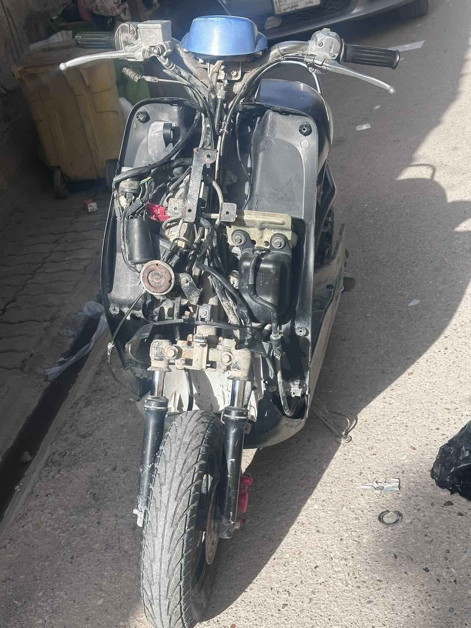 دراجه للبيع بوليس كفرات موجده دراجه سلف وجملغبي كسر من فوك ودراجه نضيفه سعرهه 650 وبيه مجال مكاني ناصريه صالحيه 👍🏻


**إذا كنت صاحب هذا الإعلان وتريد حذفه لأي سبب، رجاءا أرسل رسالة إلى الدعم الفني**